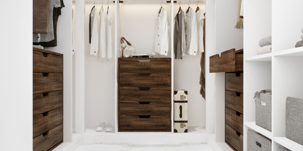 Comprar / Vender Apartamentos y Lofts en Selva · con Vestidores / Espacio de Almacenamiento