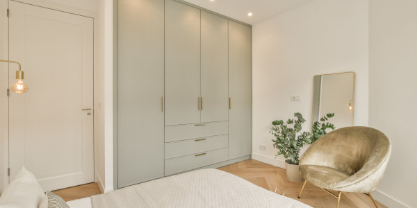 Comprar / Vender Apartamentos y Lofts en Selva · con Mobiliario y Carpintería a Medida