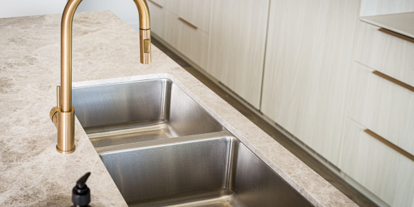 Comprar / Vender Casas Unifamiliares y Chalets en Maó · con Cocinas de Diseño