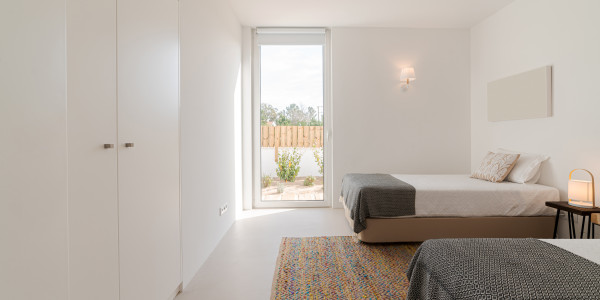 Comprar / Vender Casas Unifamiliares y Chalets en Maó · con Mobiliario y Carpintería a Medida