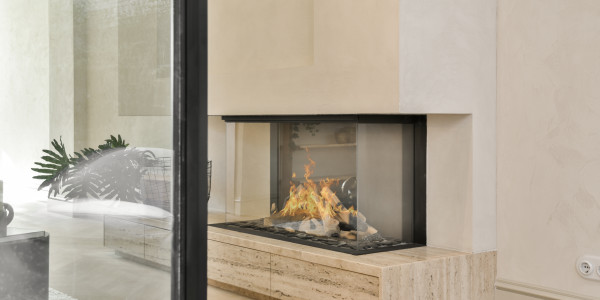 Comprar / Vender Dúplex y Áticos en Selva · con Chimenea